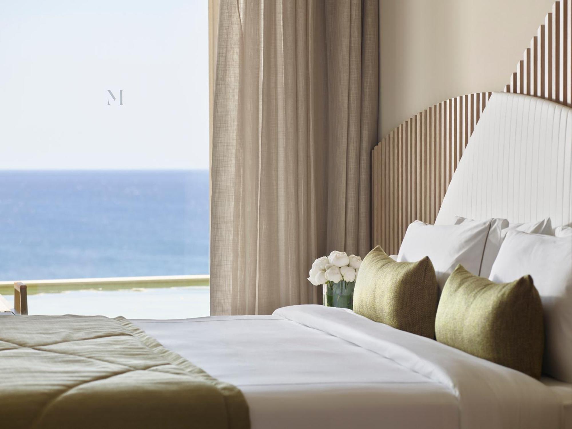 Junior Suite met Gedeeld Zwembad en Uitzicht op Zee